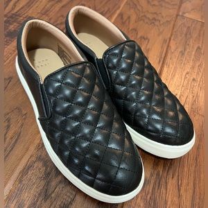 A new day- quilted slip on shoes - women’s 8